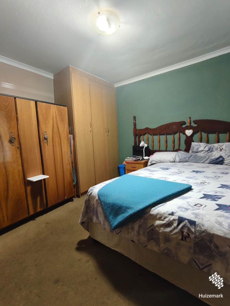 2 Bedroom Property for Sale in Vaalpark Free State